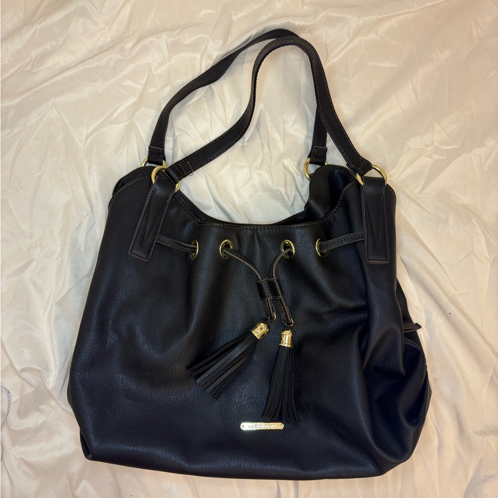 Liz Claiborne black tote bag w gold hardware & tassels - office siren vibes
